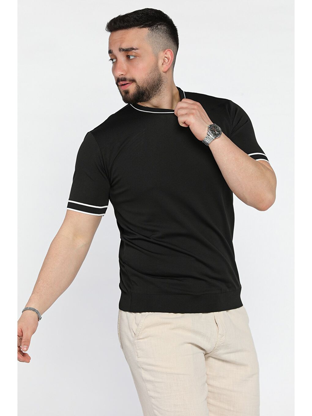 Siyah Bisiklet Yaka Erkek Triko Tişört-1