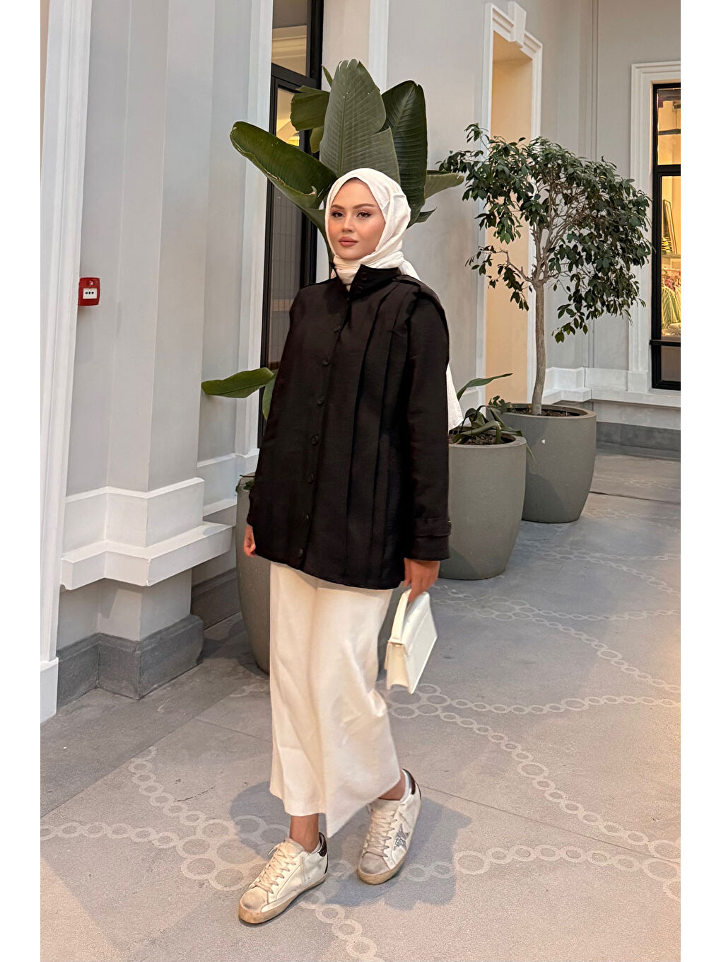 Kadın Önü Pile Detaylı Gömlek Siyah-2