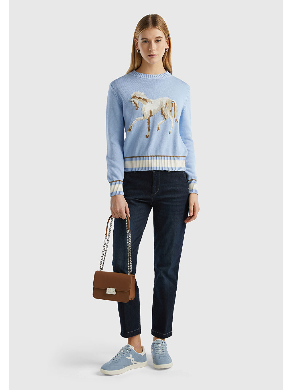 Kadın Açık Mavi %100 Pamuk Kontrast At Baskılı Bisiklet Yaka Kazak-4