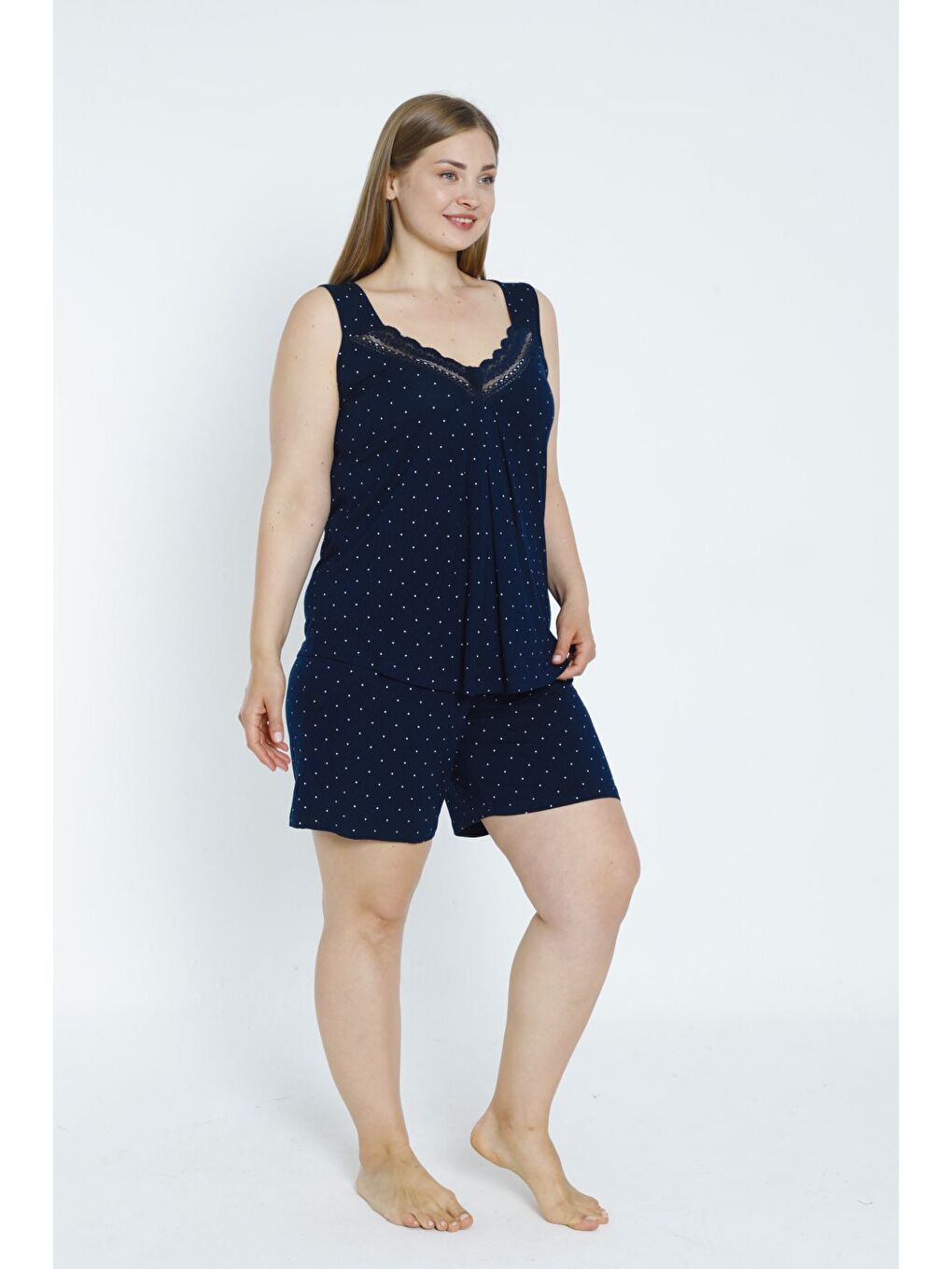 Kadın Puantiyeli Lacivert Büyük Beden Alt Üst Esnek Viskon Gecelik Takımı-2