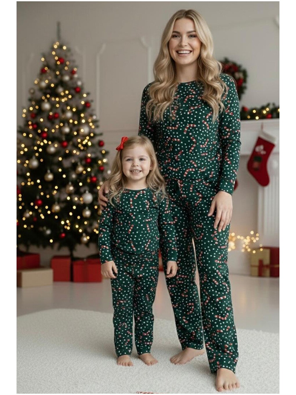 Karışık %100 Pamuklu Puanlı Şeker Baston Desenli Yılbaşı Temalı Örme Pijama Takım-1