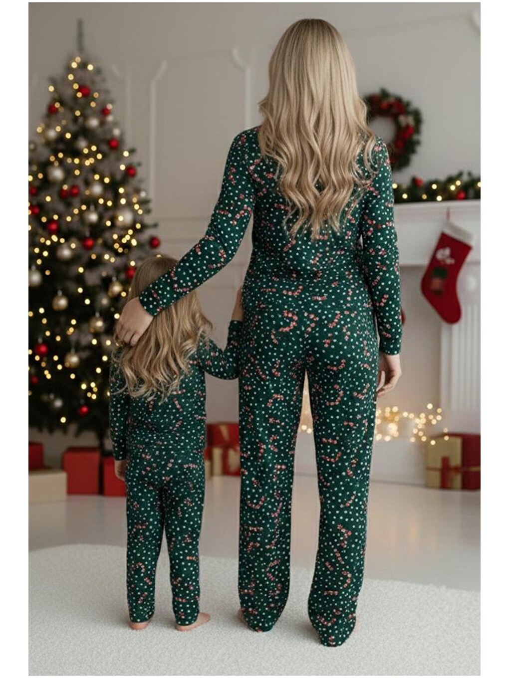 Karışık %100 Pamuklu Puanlı Şeker Baston Desenli Yılbaşı Temalı Örme Pijama Takım-2