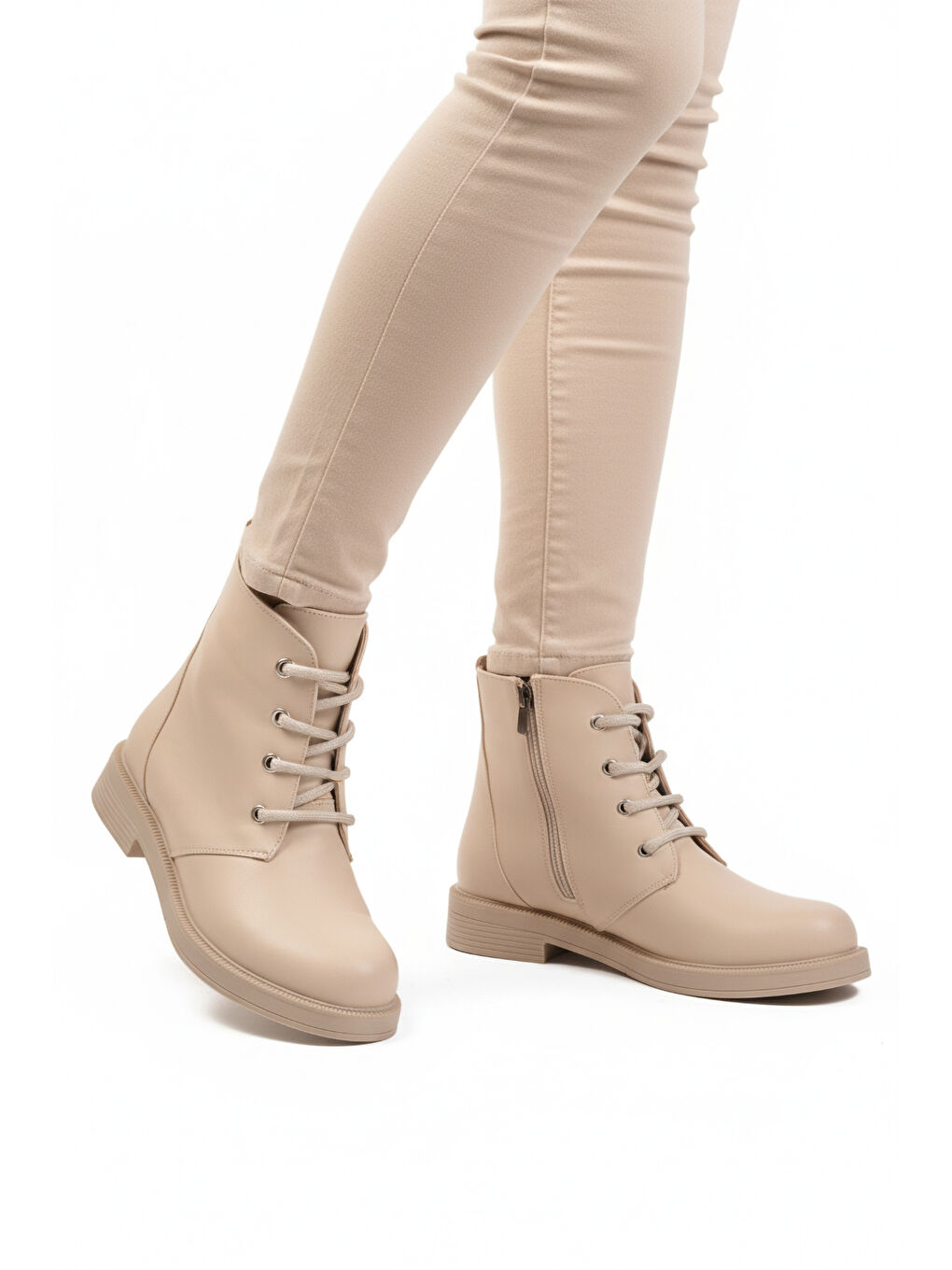 Bej Cilt Bağcıklı Fermuarlı Kaymaz Kadın Bot 284098 Z