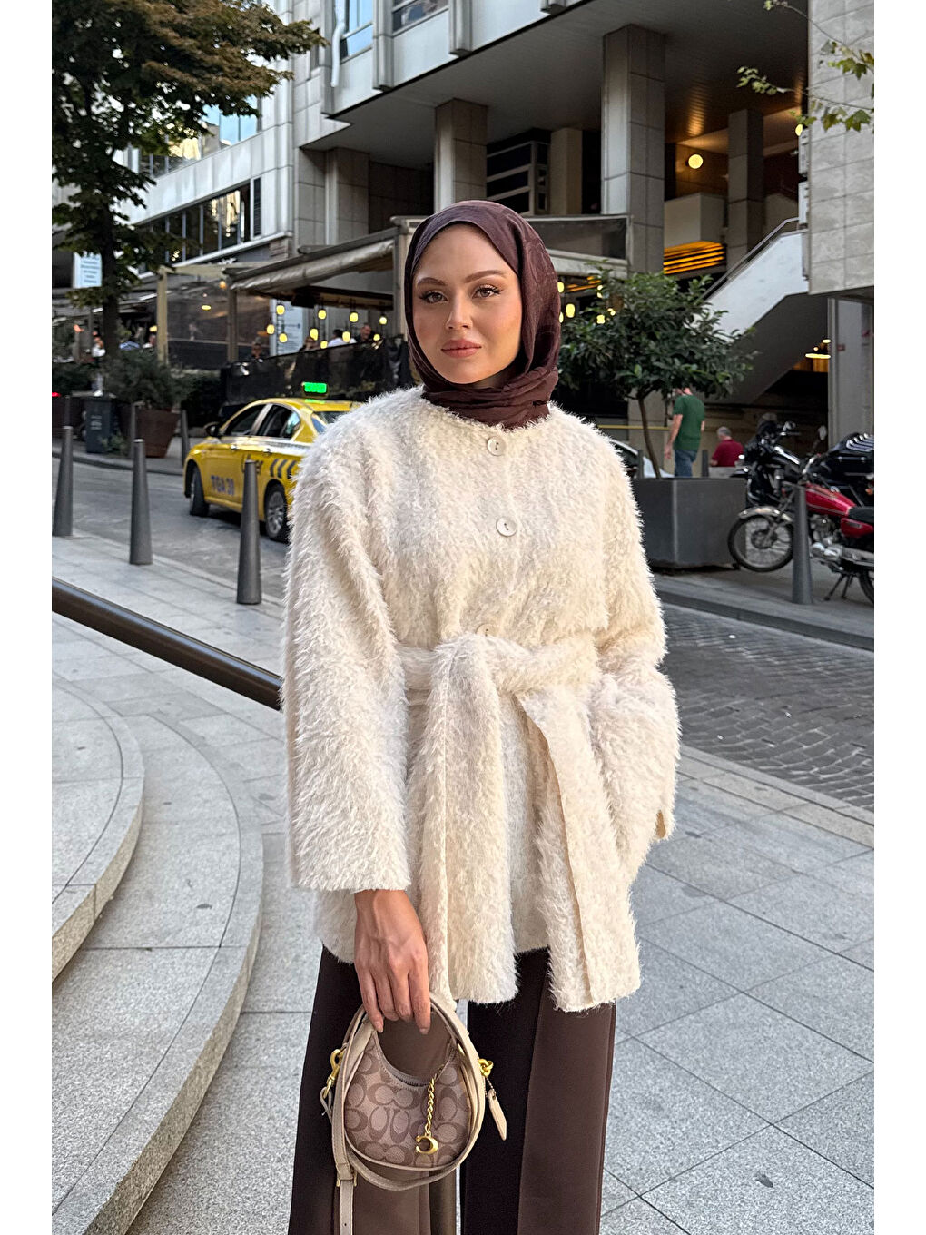 Ekru Kadın Kuşak Detaylı Hırka Krem-1