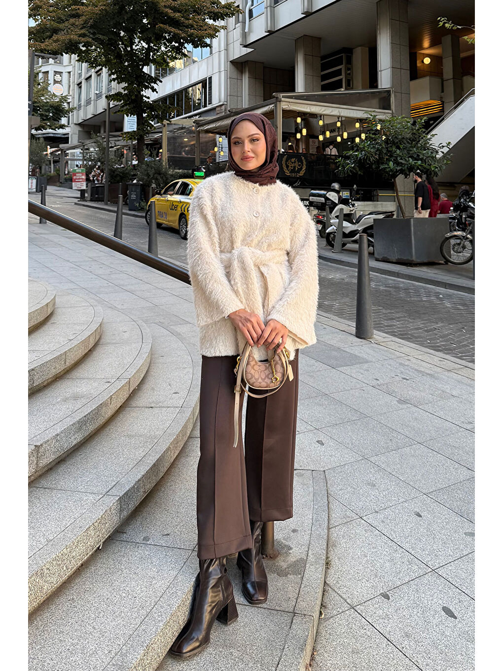 Ekru Kadın Kuşak Detaylı Hırka Krem-3