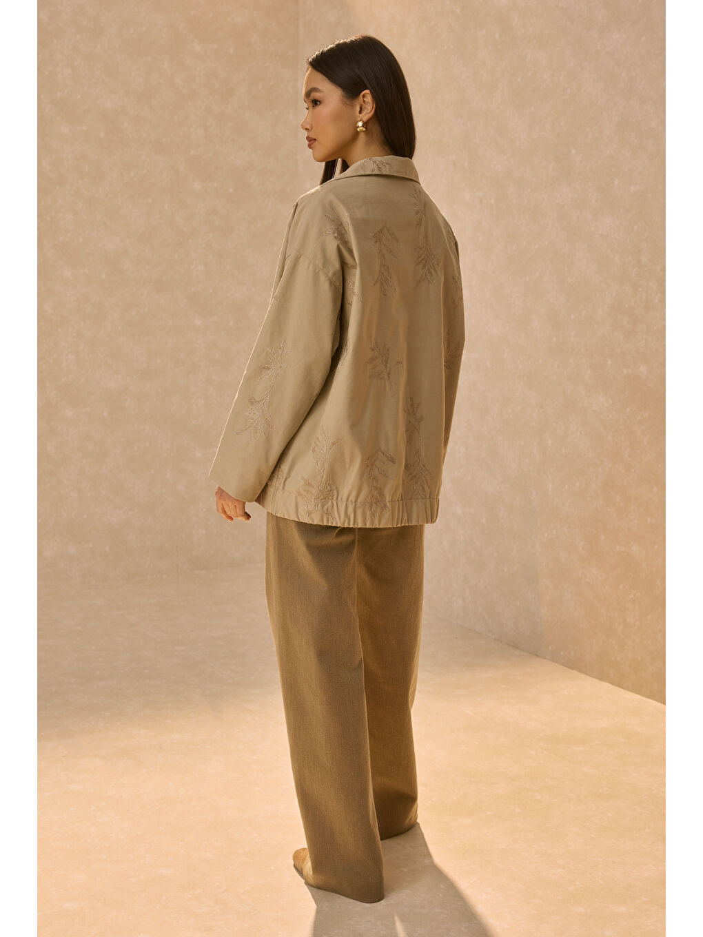 Ekru Nakışlı Bomber Ceket Kum Beji-1