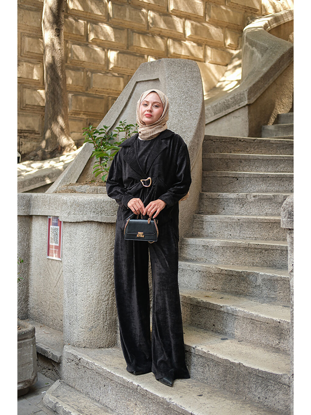 Kadın Musleya Önü Pile Detay Süet Takım Siyah-2