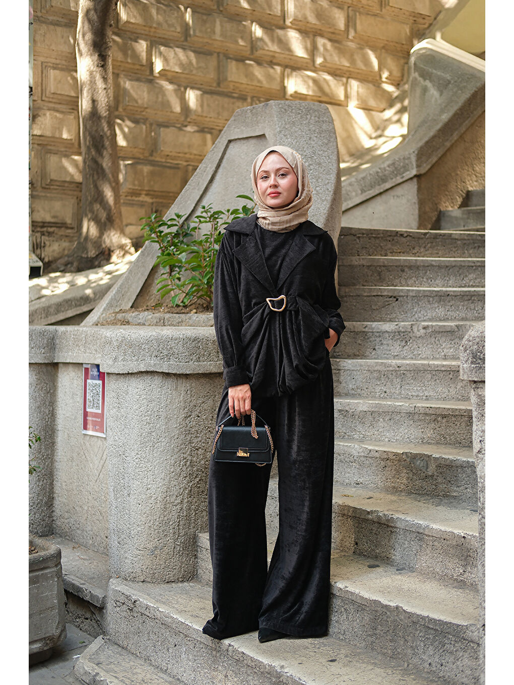 Kadın Musleya Önü Pile Detay Süet Takım Siyah-3