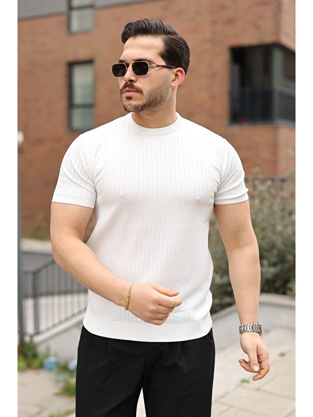 Beyaz Erkek Fitilli Bisiklet Yaka Triko Tişört