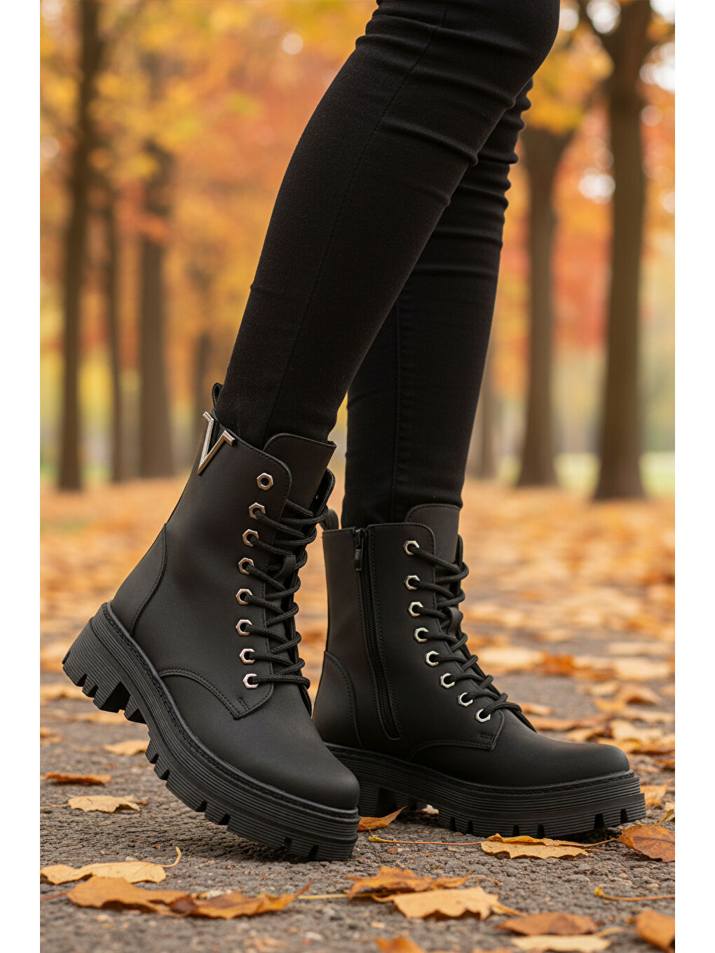 Bordo Siyah Zümrüt Bağcıklı Fermuarlı Kaymaz Kadın Bot 514531 Z-2