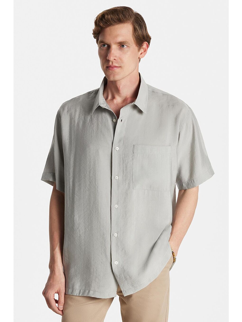 Erkek Relax Fit Rahat Kullanım Modal Kumaş Tek Cepli Kısa Kollu Gri Gömlek