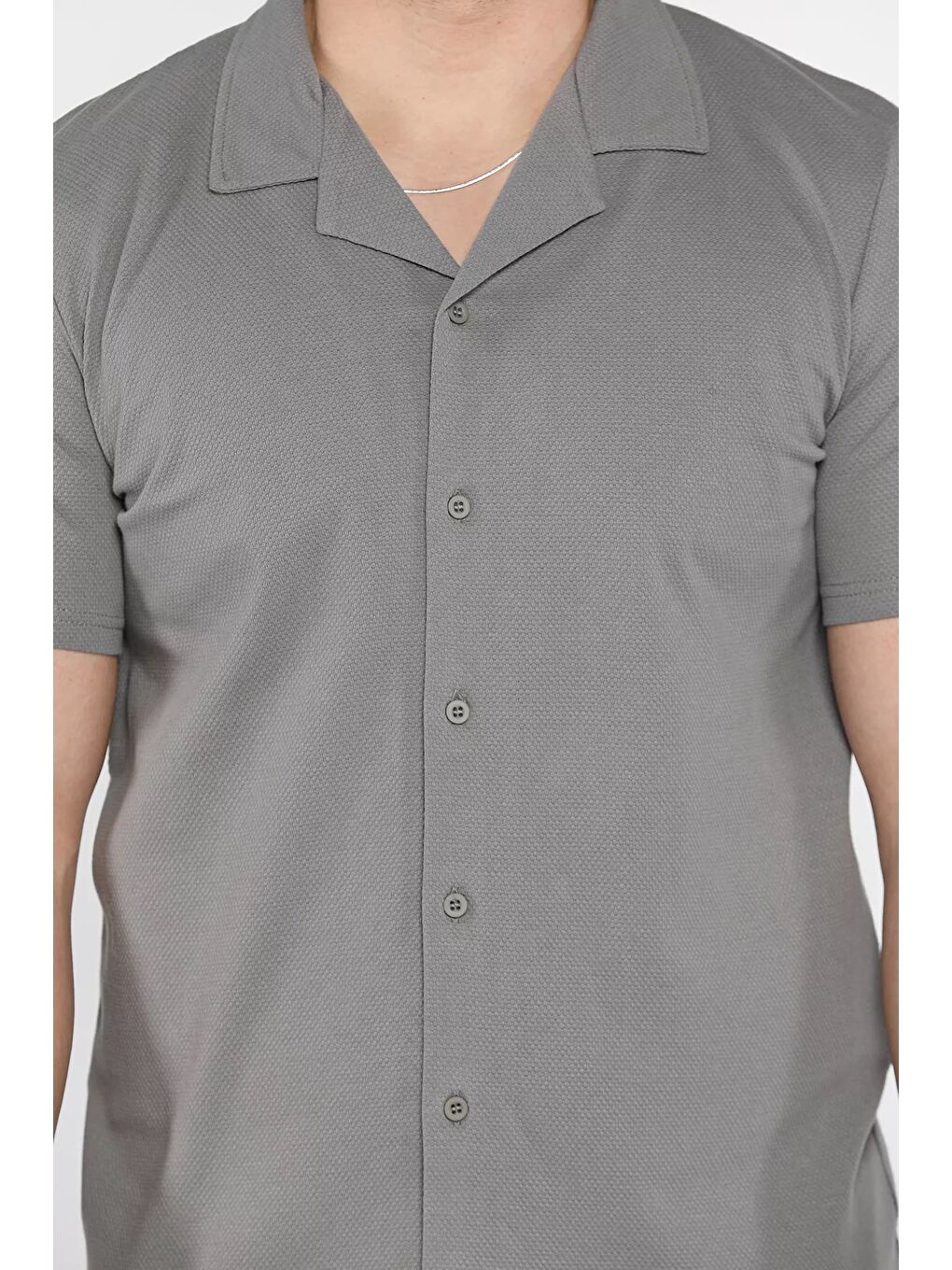 Gri Erkek Kendinden Desenli Devrik Yaka Yarım Kol Gömlek-3