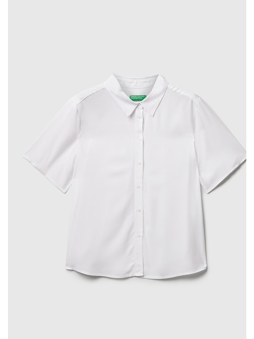 Kadın Beyaz %100 Viskoz Düğmeli Kısa Kollu Gömlek-1