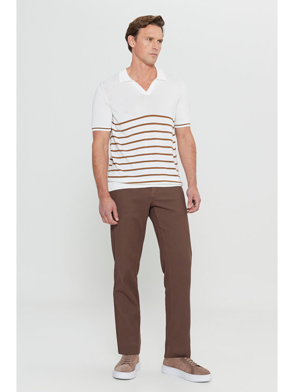 Erkek Ekru Standart Fit Normal Kesim Polo Yaka Çizgili Triko Tişört-1