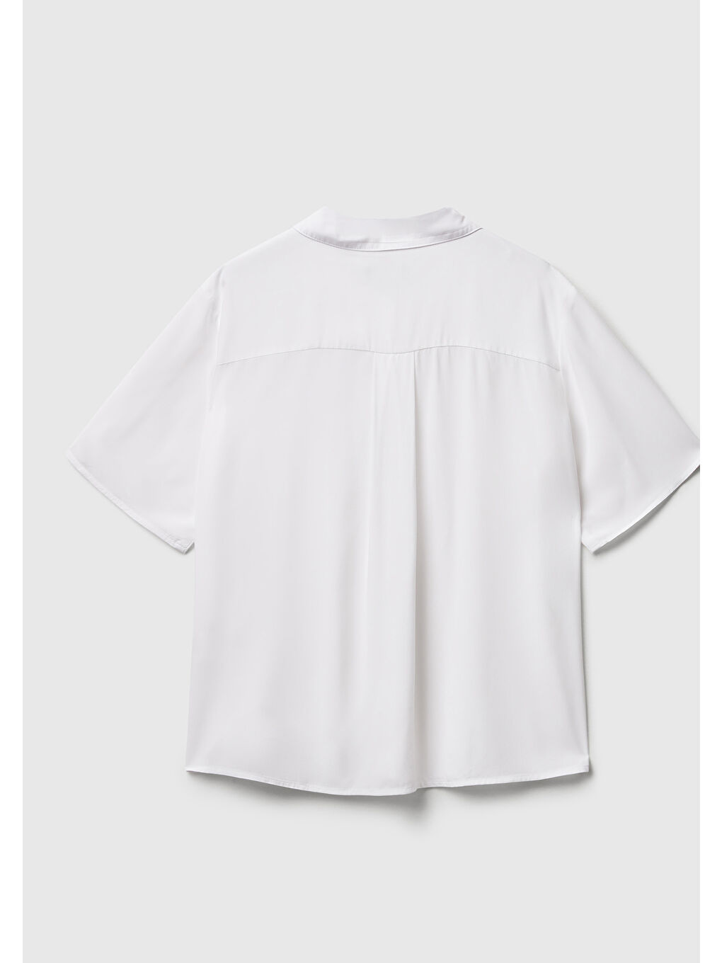 Kadın Beyaz %100 Viskoz Düğmeli Kısa Kollu Gömlek-3