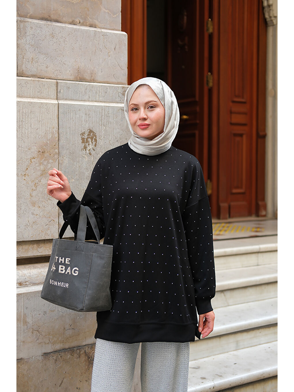 Kadın Taş Detay Tunik Siyah-3