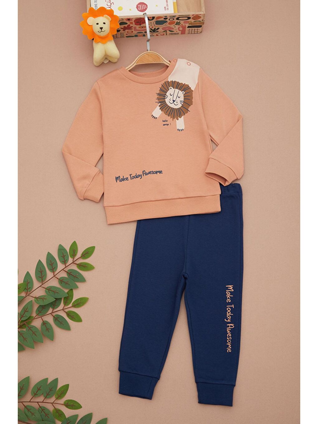 Kahverengi Kahve Aslan Baskılı Yazılı Erkek Bebek Takımı 17399
