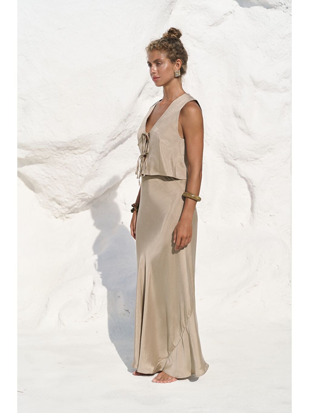 Bej Katanya Taş Yelek Etek Takım-2