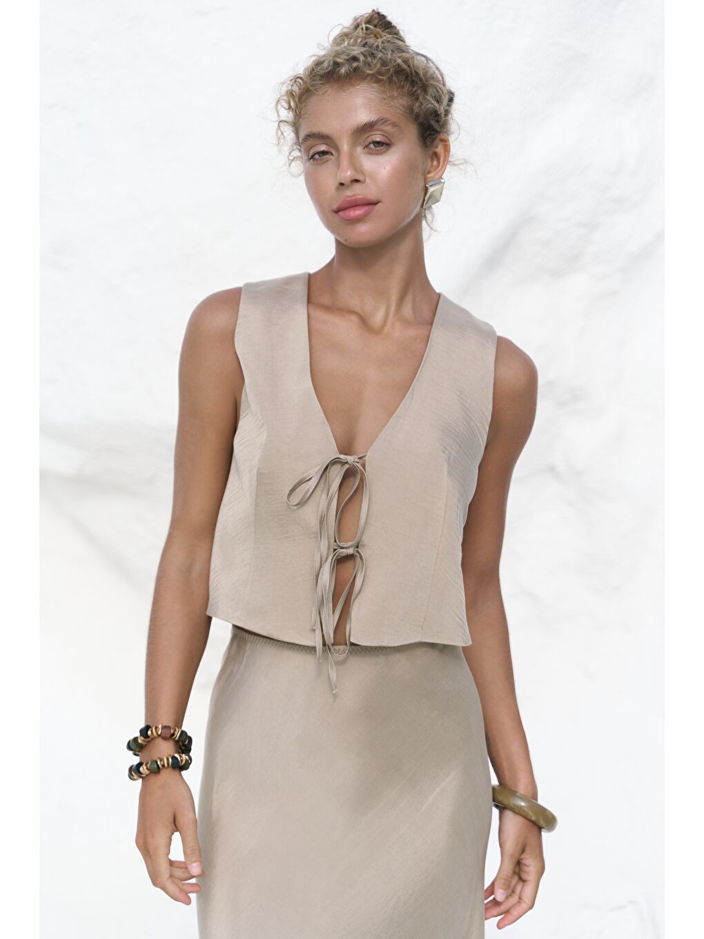 Bej Katanya Taş Yelek Etek Takım-5