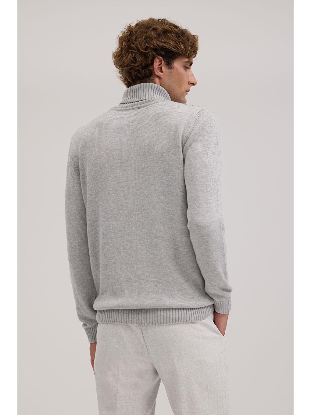 Gri Slim Fit Desenli Tam Balıkçı Yaka Triko-3