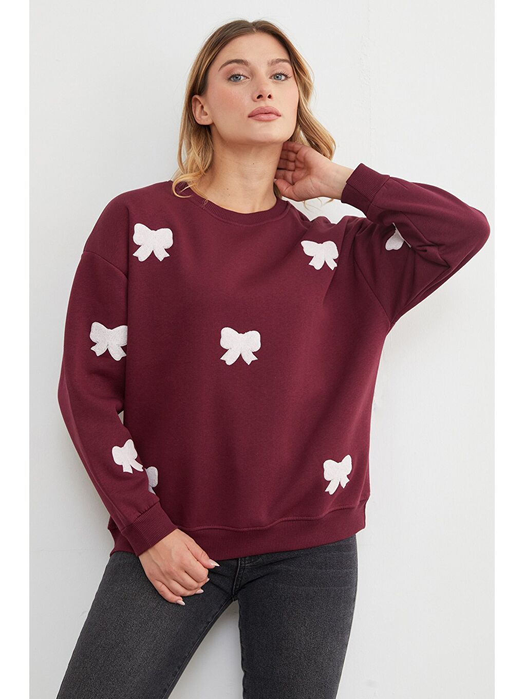 Bordo 3 İplik Fiyonk Nakışlı Oversize Sweatshirt-1