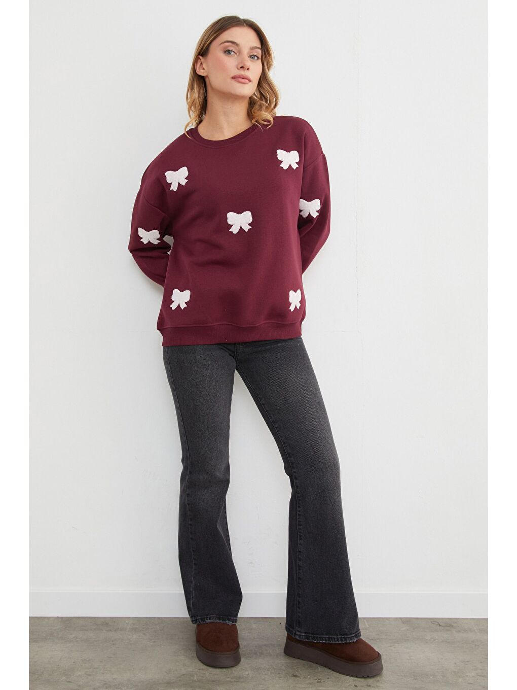 Bordo 3 İplik Fiyonk Nakışlı Oversize Sweatshirt-3