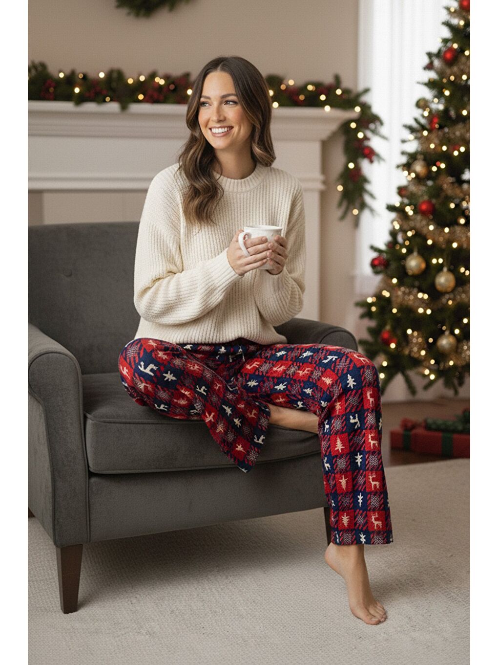 Kırmızı Geyik Baskılı Kadife Pijama Altı-1