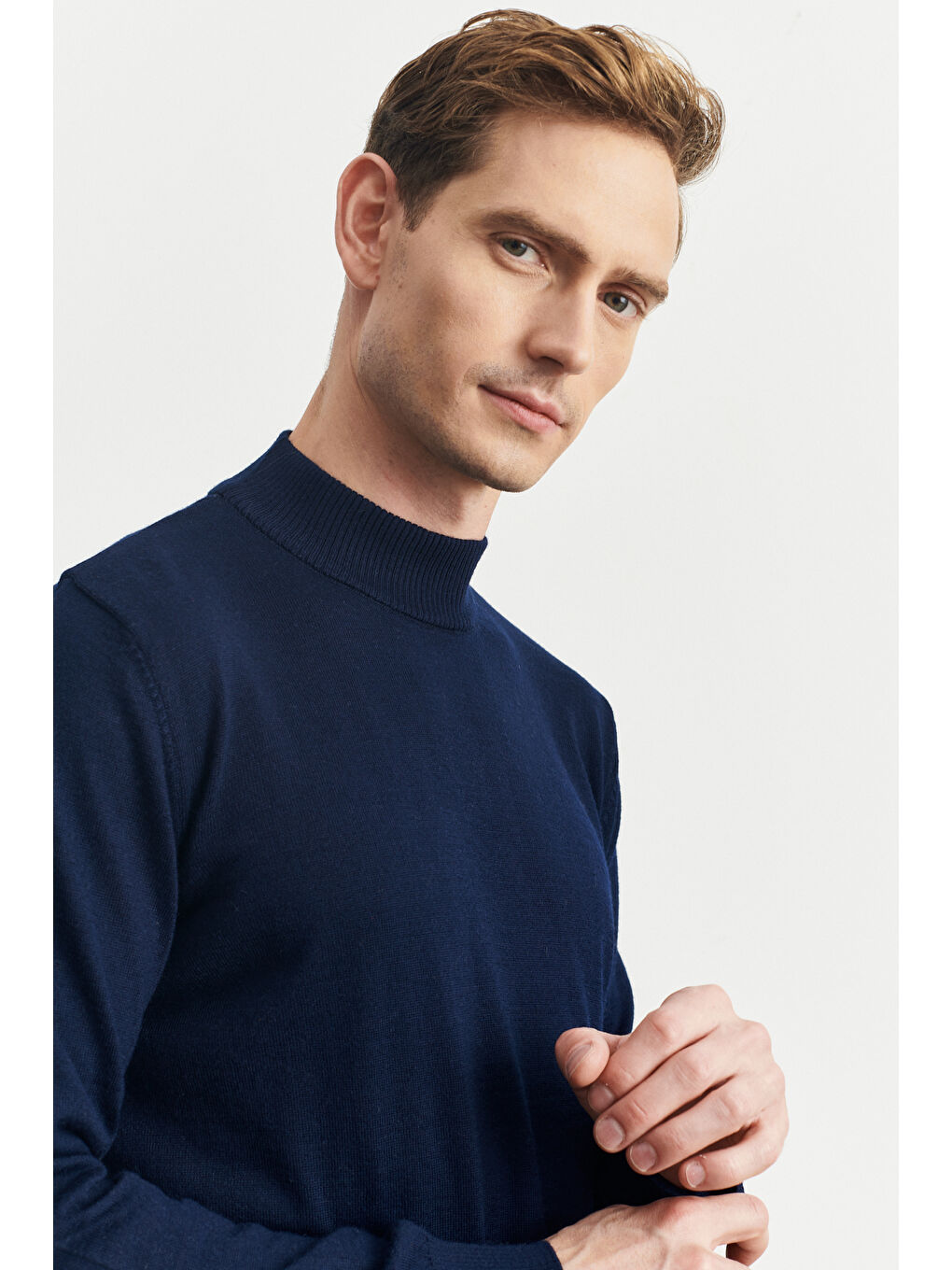 Erkek Lacivert Standart Fit Normal Kesim Yarım Balıkçı Yaka Yünlü Triko-3