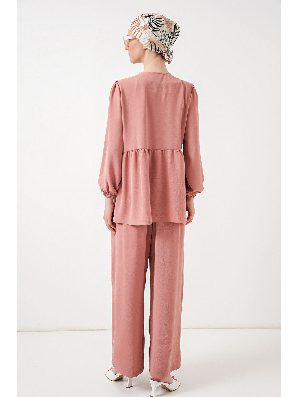 Pembe Kadın Önü Bağcıklı Tunik Pantolon İkili Takım 6744 - Pudra-5