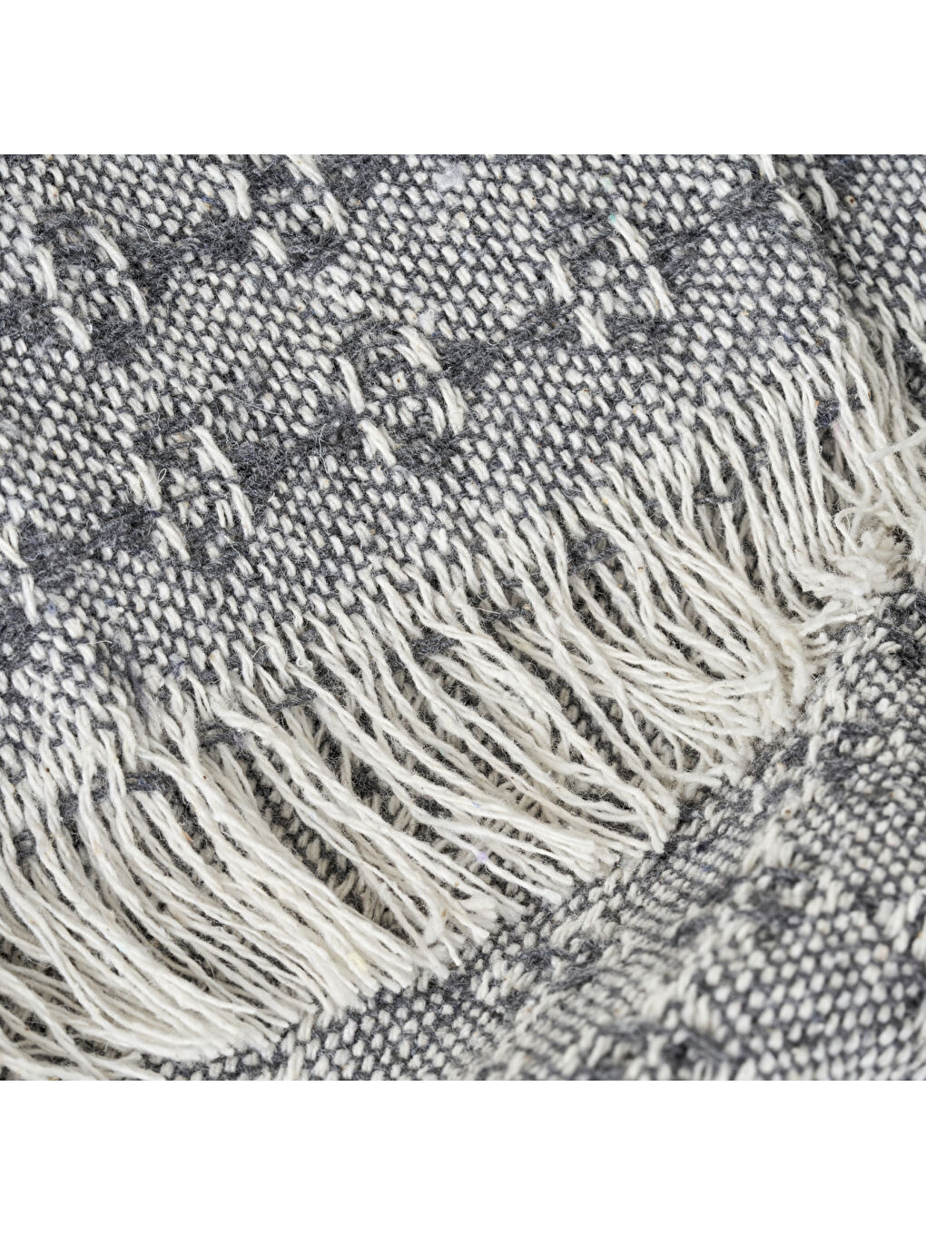 Gri Alisia Pamuklu Çift Kişilik Yatak Örtüsü Füme (200x230 cm)-4