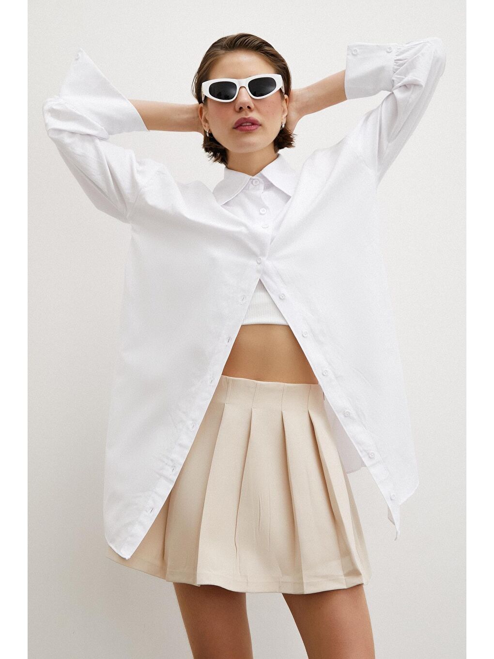 Ekru Uzun Kollu Kadın Gömlek ve Pileli Etek Takımı