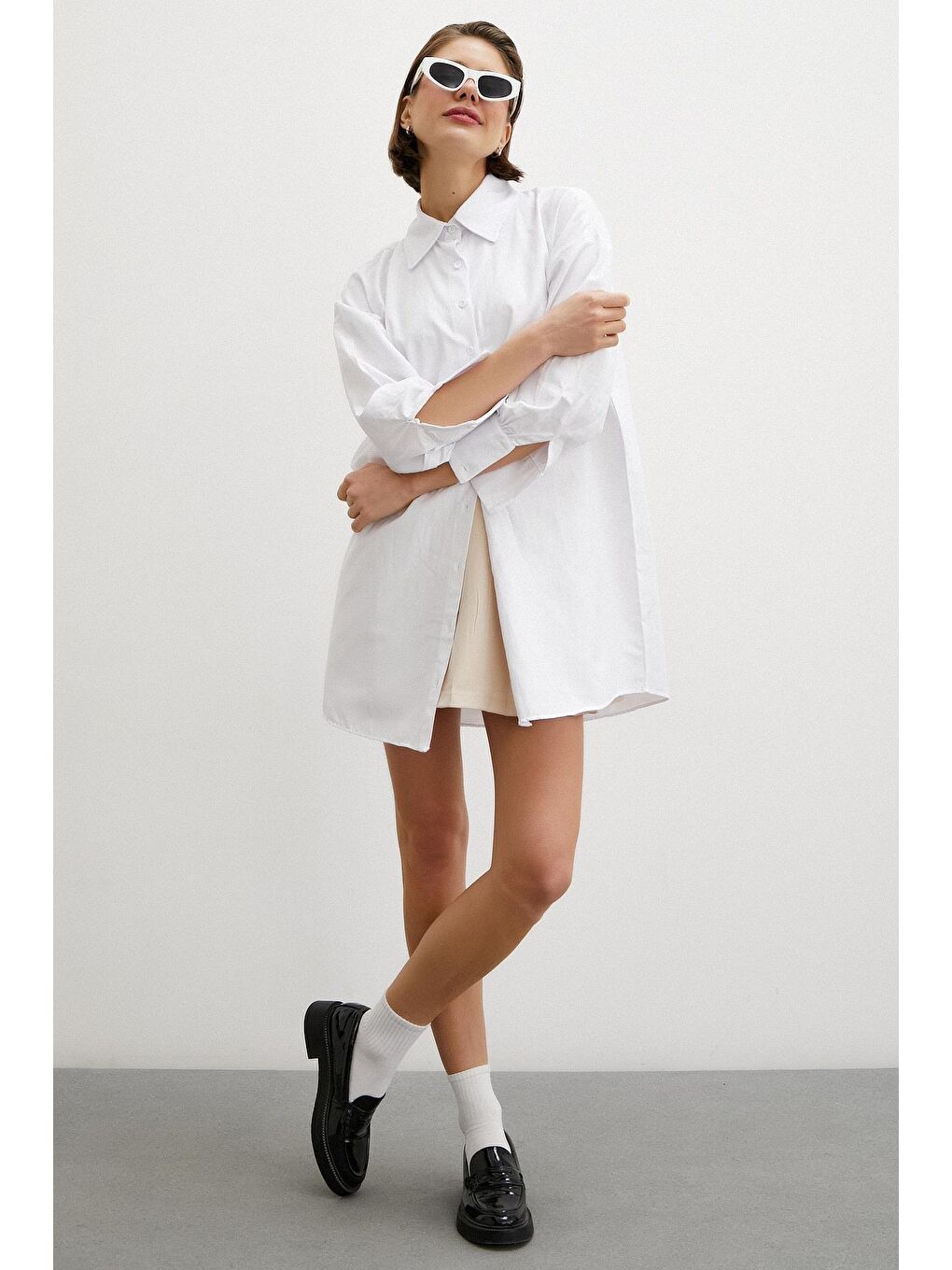 Ekru Uzun Kollu Kadın Gömlek ve Pileli Etek Takımı-1