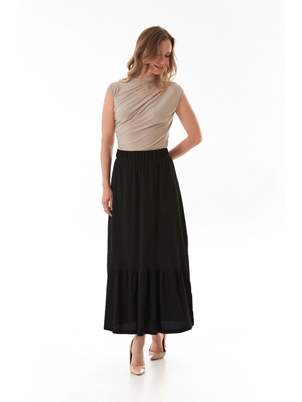 Siyah Bürümcük Kumaş Beli Lastikli Etek-3