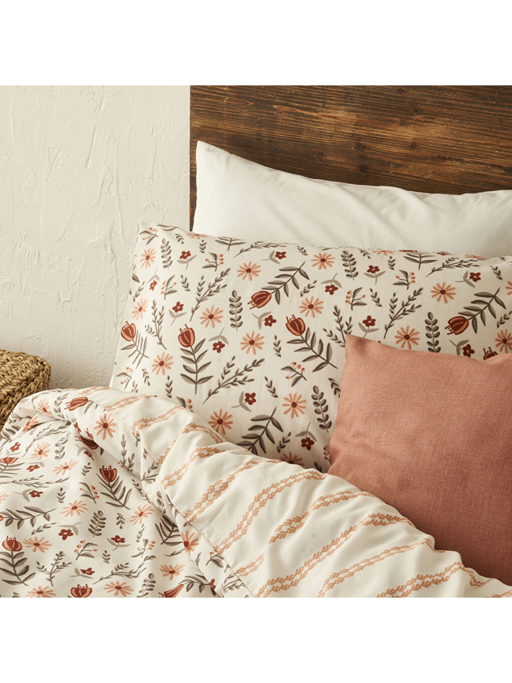 Kahverengi Pamuklu Ranforce Florian Çift Kişilik Nevresim Seti Kiremit (200x220 cm)-2