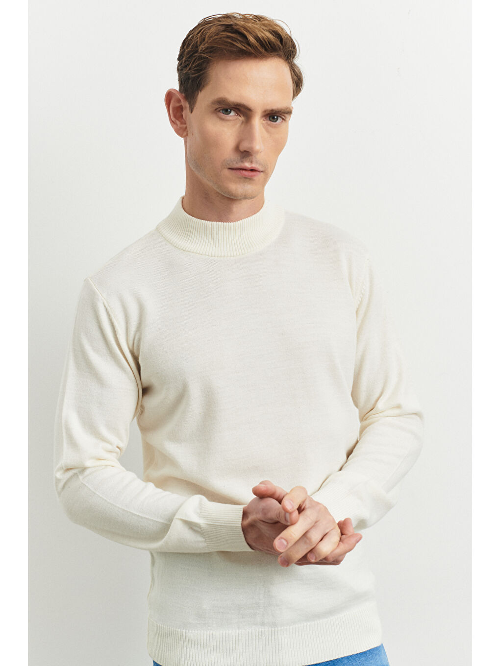 Erkek Ekru Standart Fit Normal Kesim Yarım Balıkçı Yaka Yünlü Triko-2