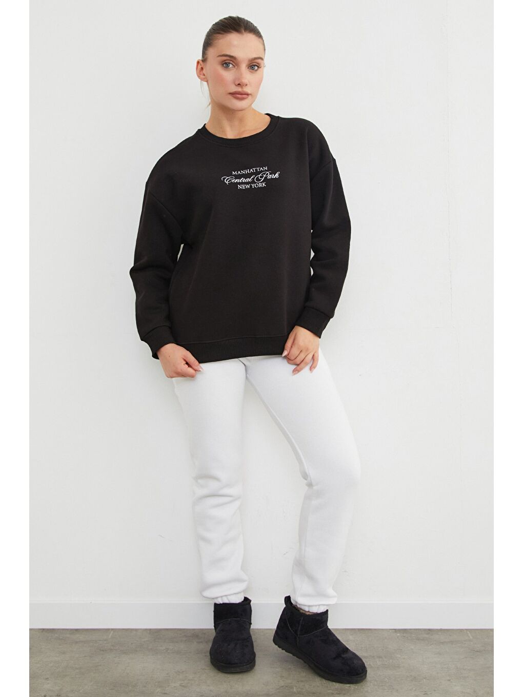 Siyah 3 İplik Manhattan Baskılı Bisiklet Yaka Sweatshirt-4