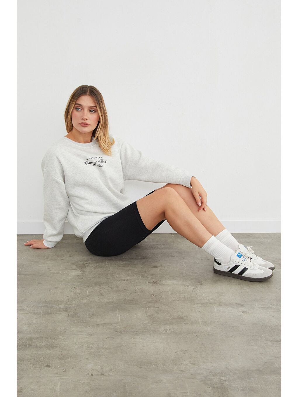 Gri 3 İplik Manhattan Baskılı Bisiklet Yaka Sweatshirt