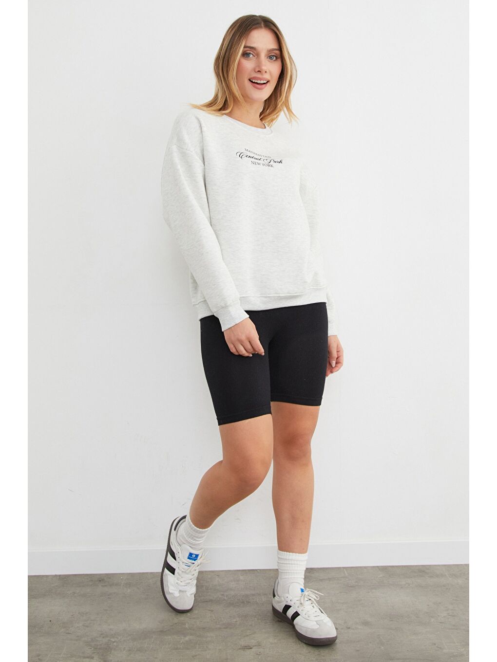 Gri 3 İplik Manhattan Baskılı Bisiklet Yaka Sweatshirt-2
