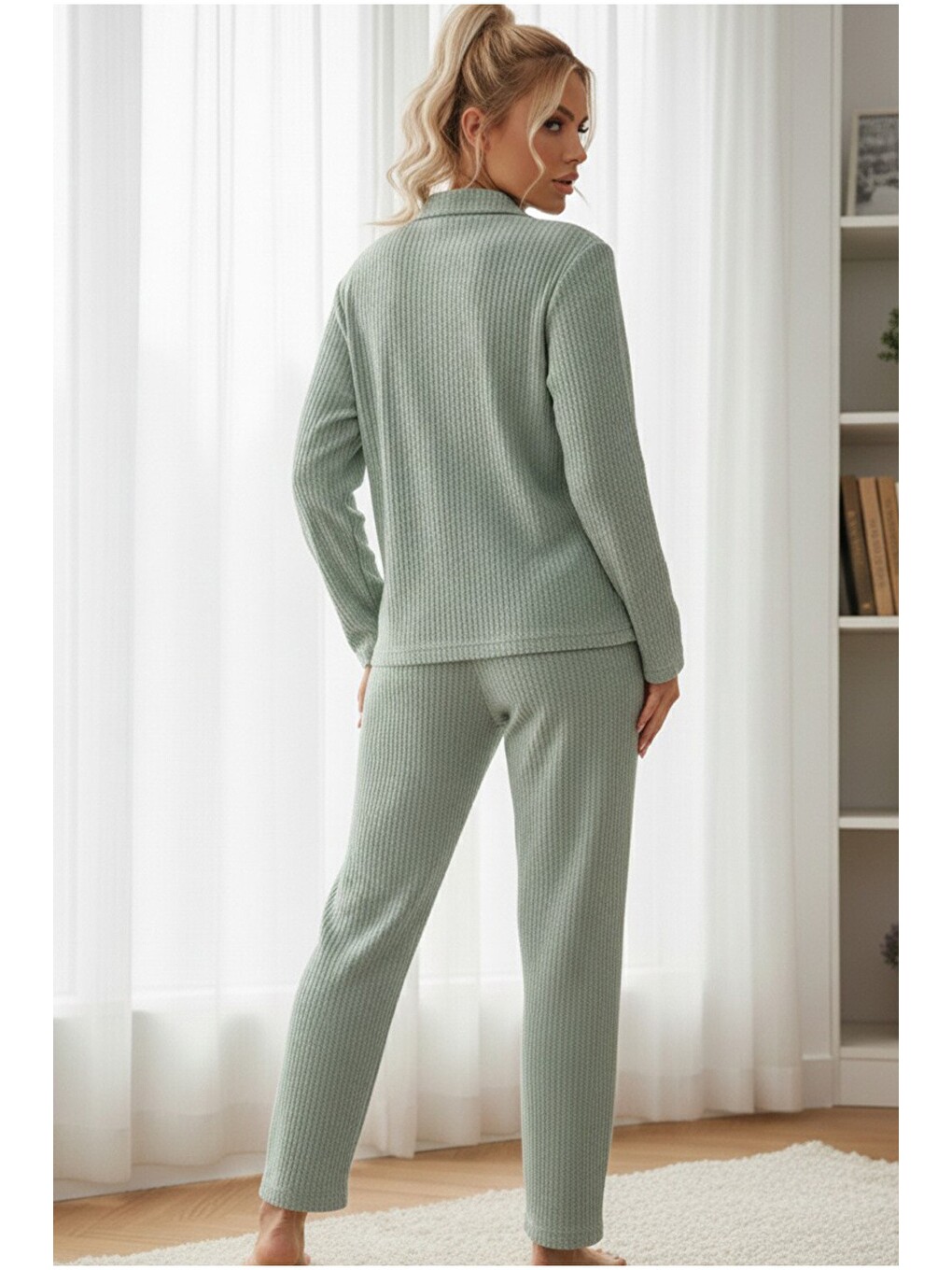 Yeşil Yumuşak Kışlık Düğmeli Waffle Örme Pijama Takım 7988-1