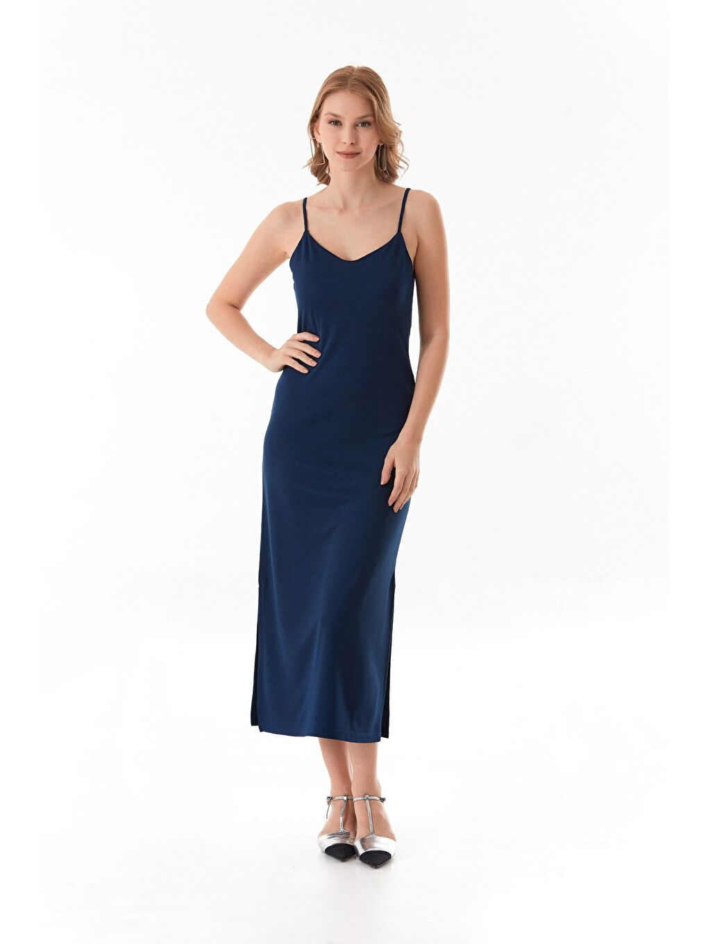 Lacivert Basic Yırtmaçlı Askılı Modal Elbise-1