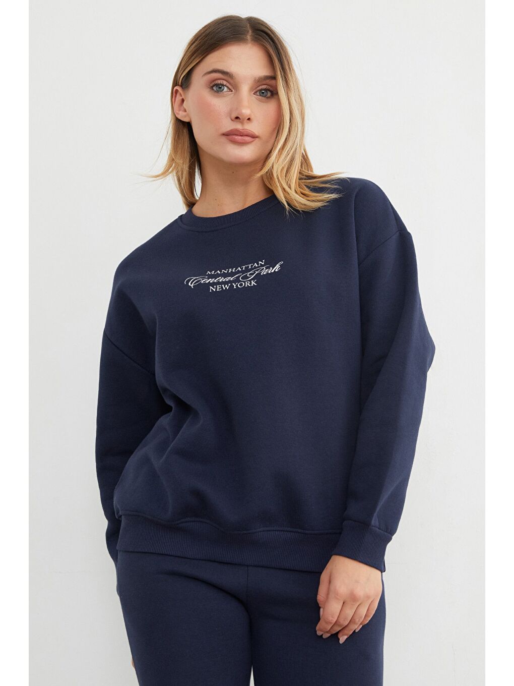 Lacivert 3 İplik Manhattan Baskılı Bisiklet Yaka Sweatshirt-3