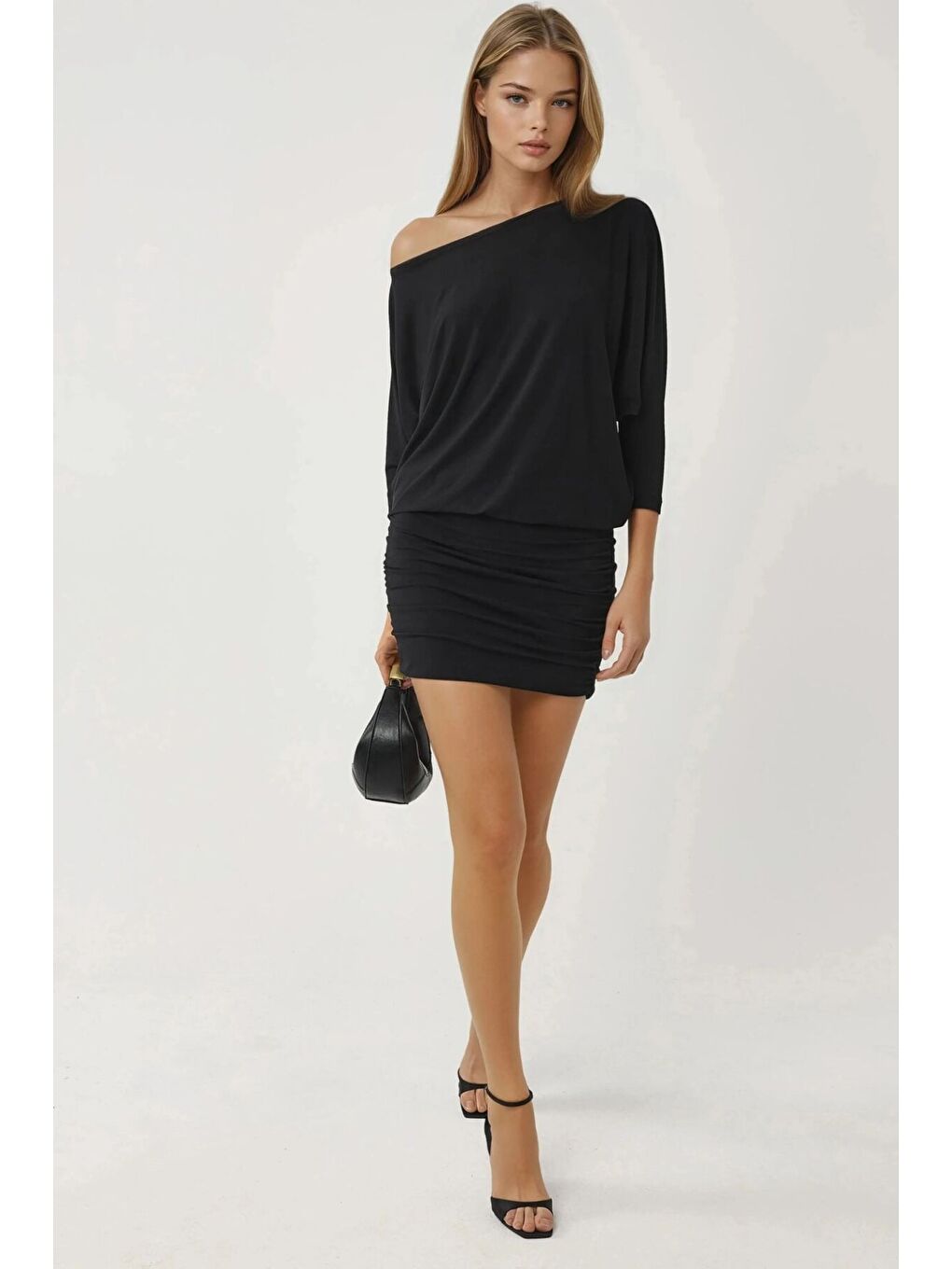 Düşük Omuz Esnek Elbise Siyah-3