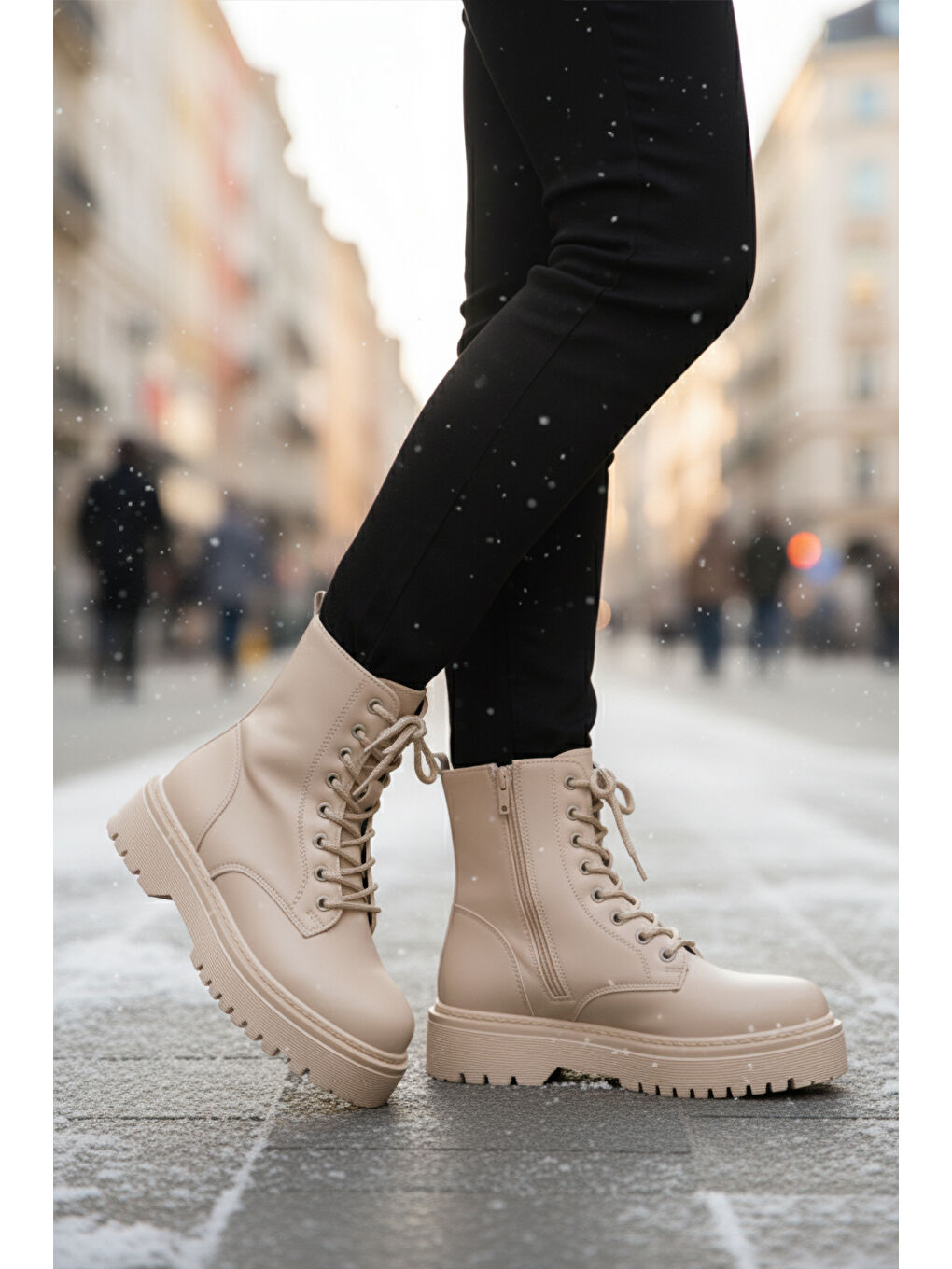 Bej Bağcıklı Fermuarlı Polarlı Kadın Bot Terra 5000 Z-2