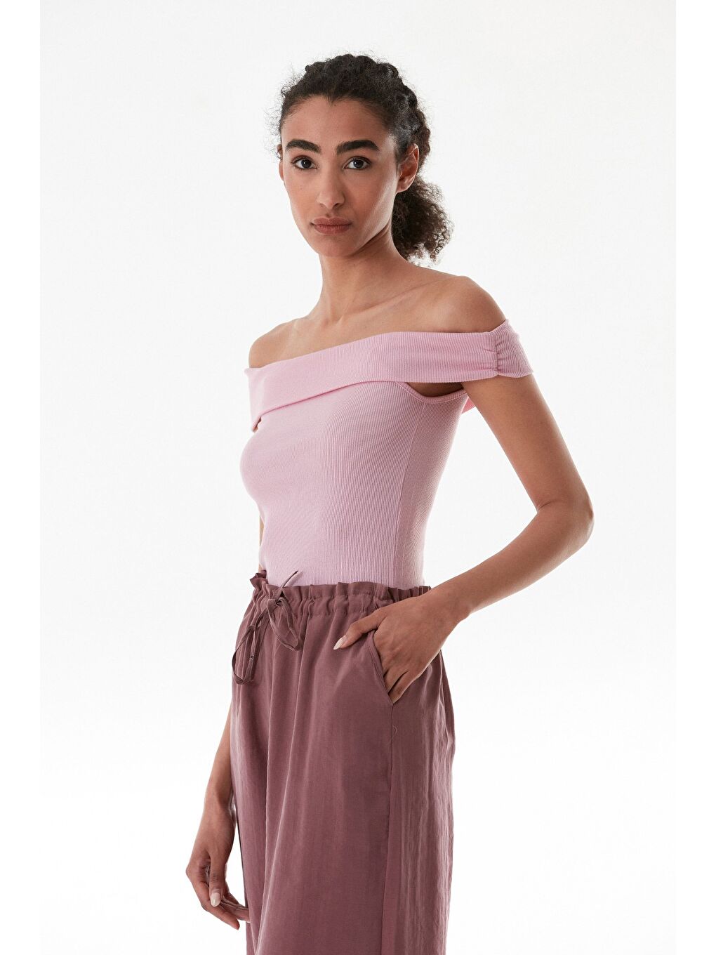 Pembe Basic Madonna Yaka Modal Bluz-1