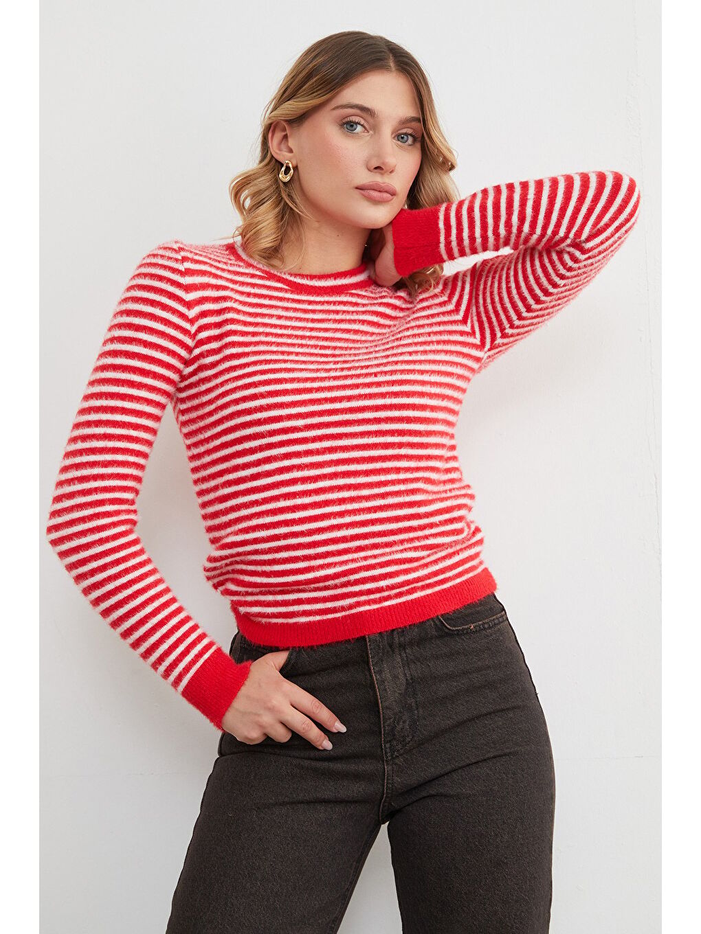 Kırmızı Çizgili Sakallı Kazak-2