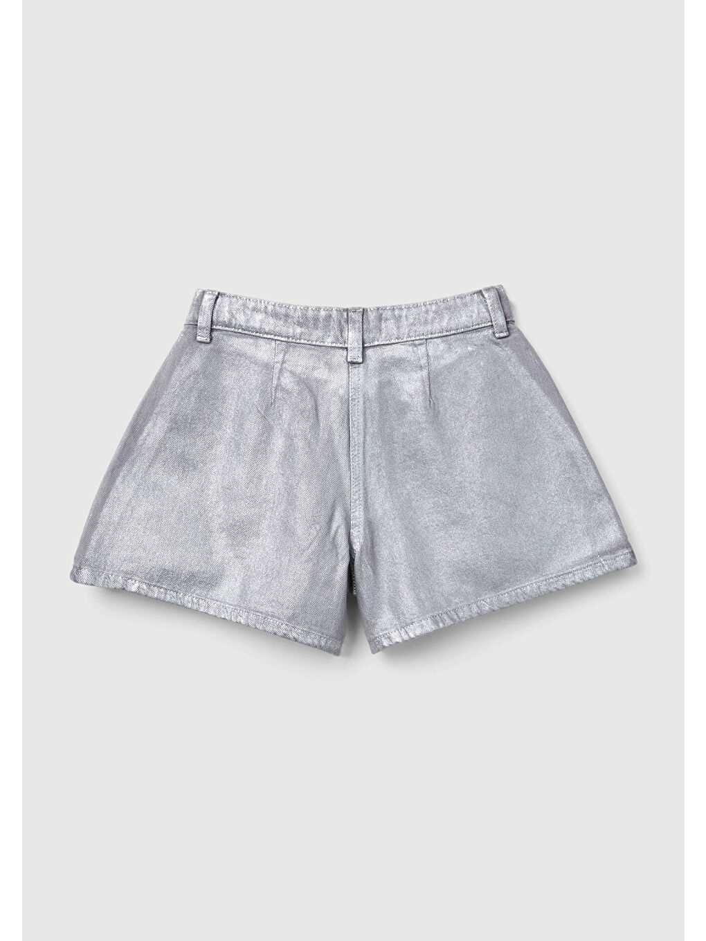 Gri Kız Çocuk Gümüş Önü Logo Detaylı 2 Pileli Kullanılmış Efektli Bermuda Şort-1