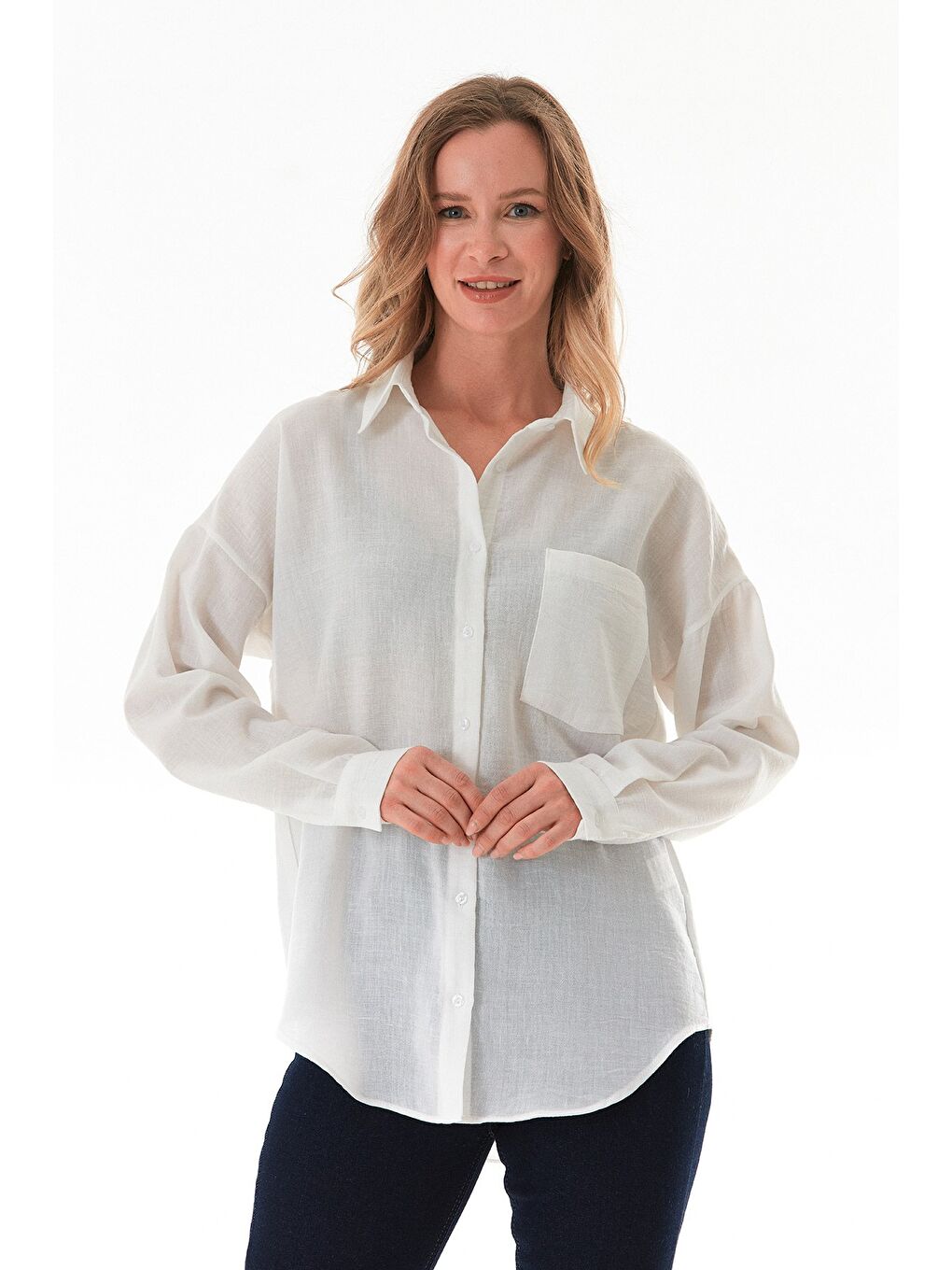 Beyaz Basic Tek Cepli Oversize Gömlek