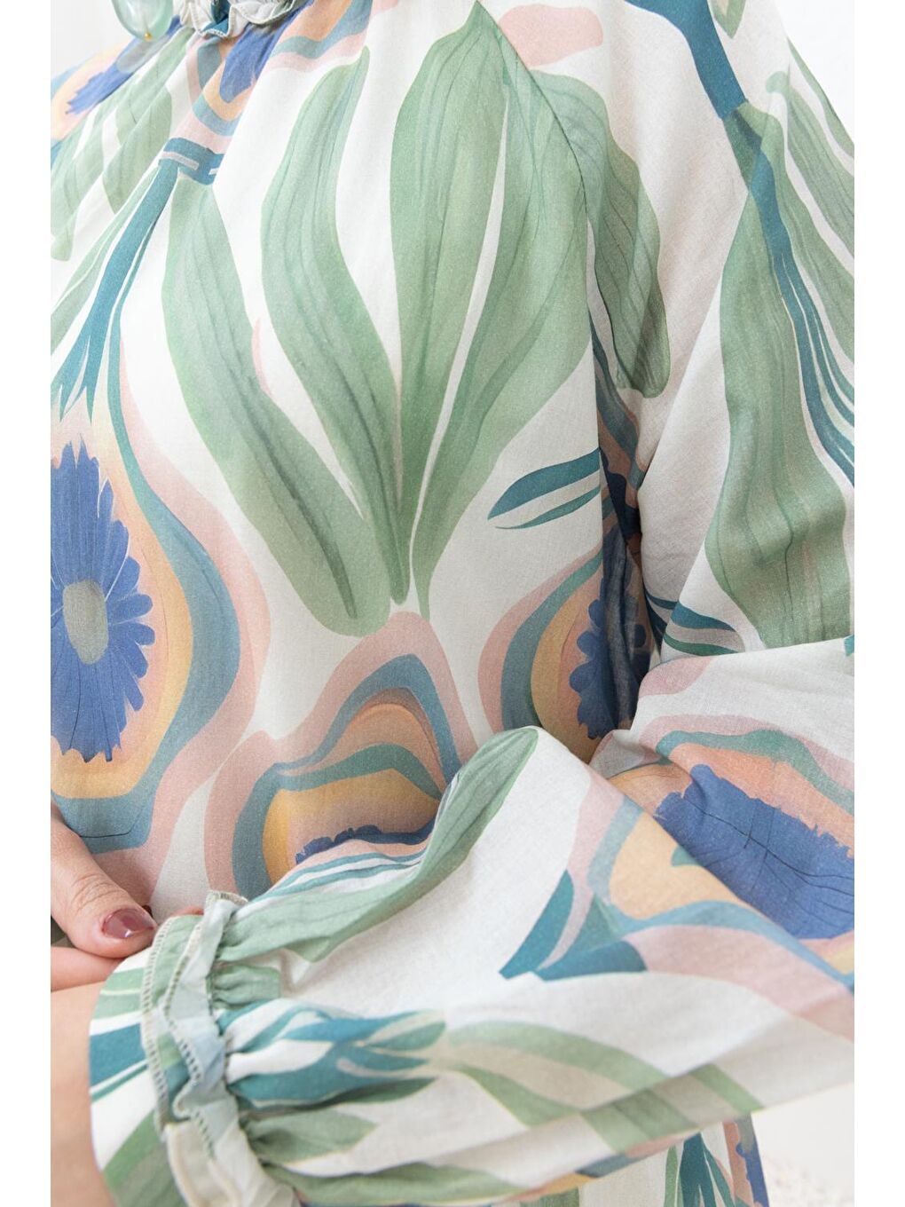 Yeşil-Pembe-Desenli Etek Fırfırlı Elbise-3