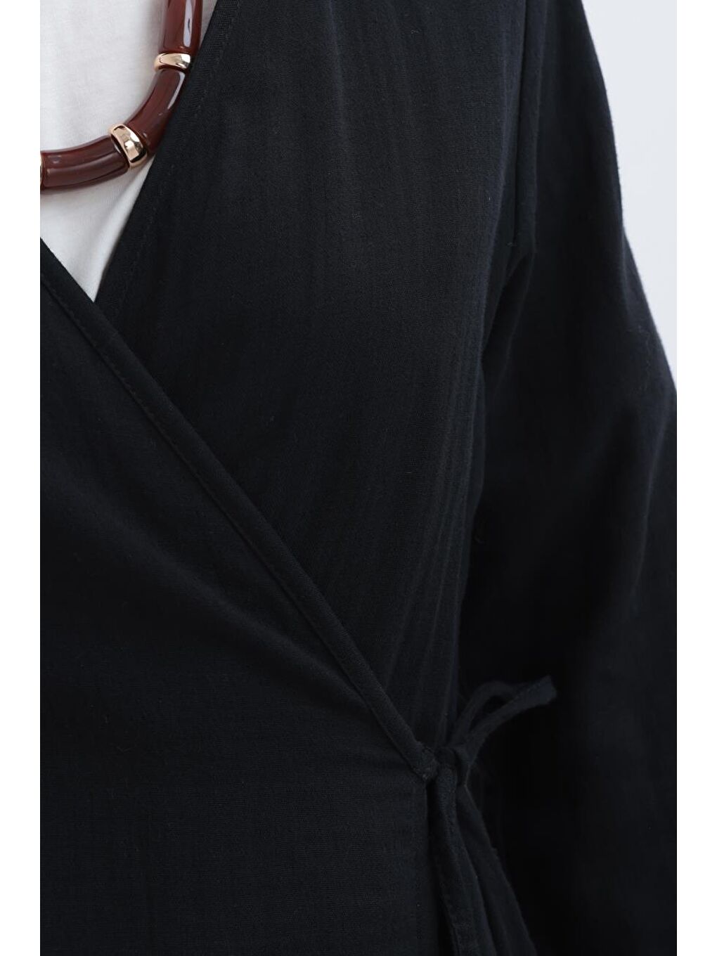 Siyah-Belden Bağlamalı Müslin Kap-4