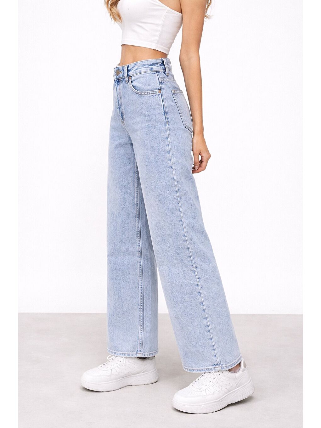 Kadın Açık Mavi Bol Jean